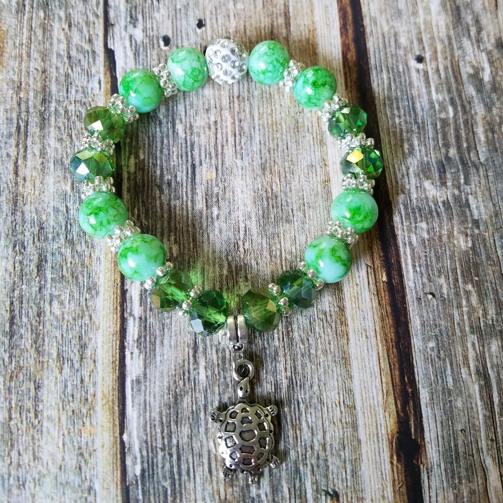 Green Turtle bracelet